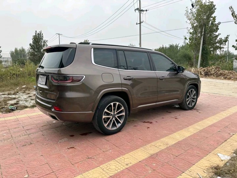 徐州18年Jeep指挥官8