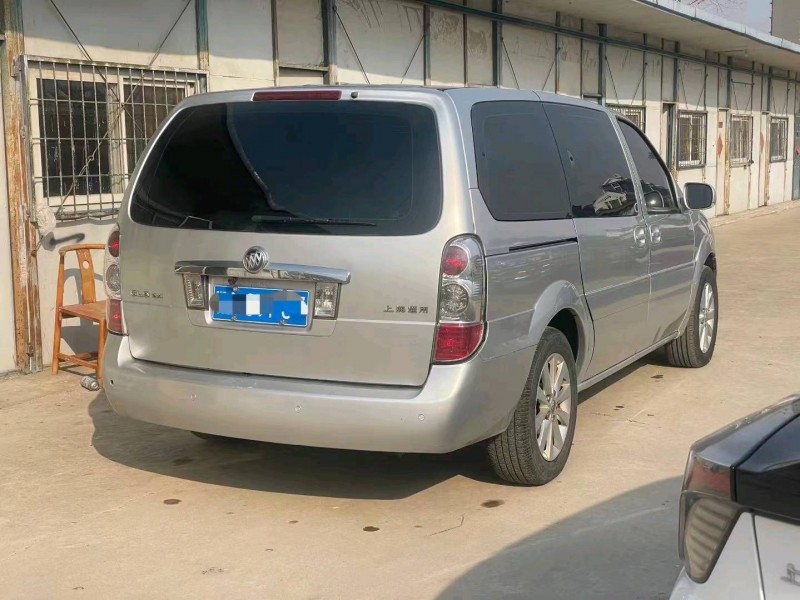 枣庄13年别克GL86