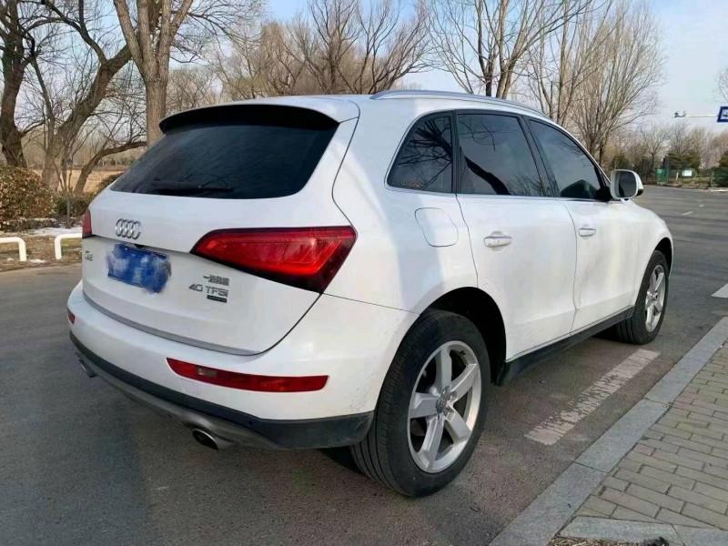 东营17年奥迪Q56