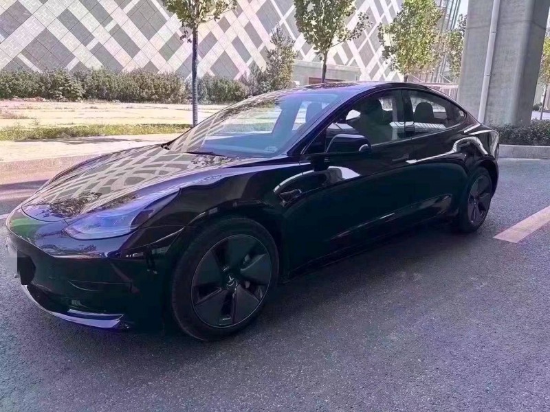 東營23年特斯拉MODEL 32