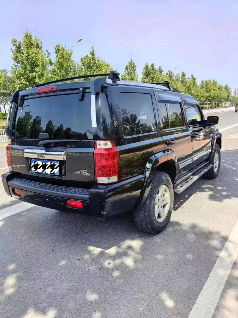 东营09年Jeep指挥官6