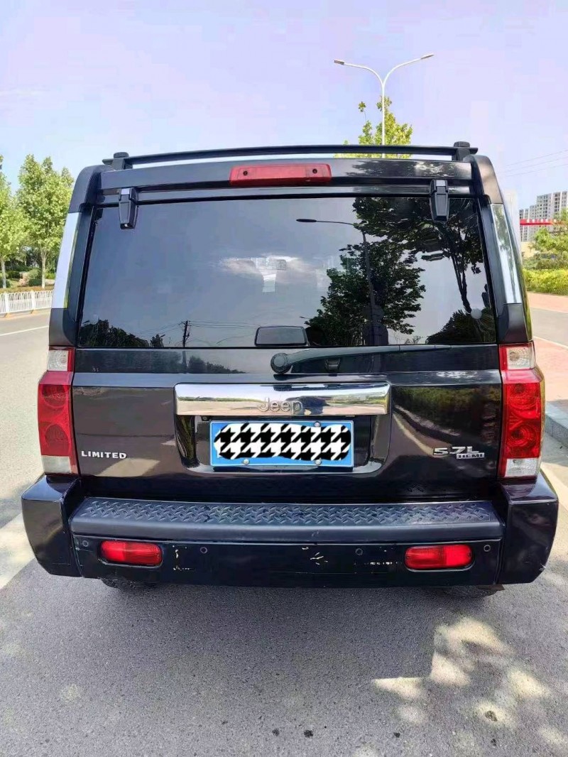 东营09年Jeep指挥官8