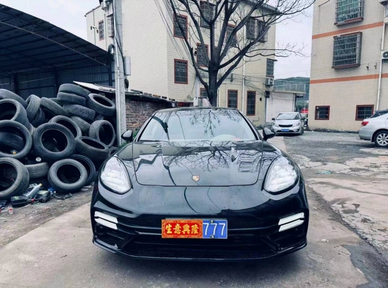 广州14年保时捷帕拉梅拉1