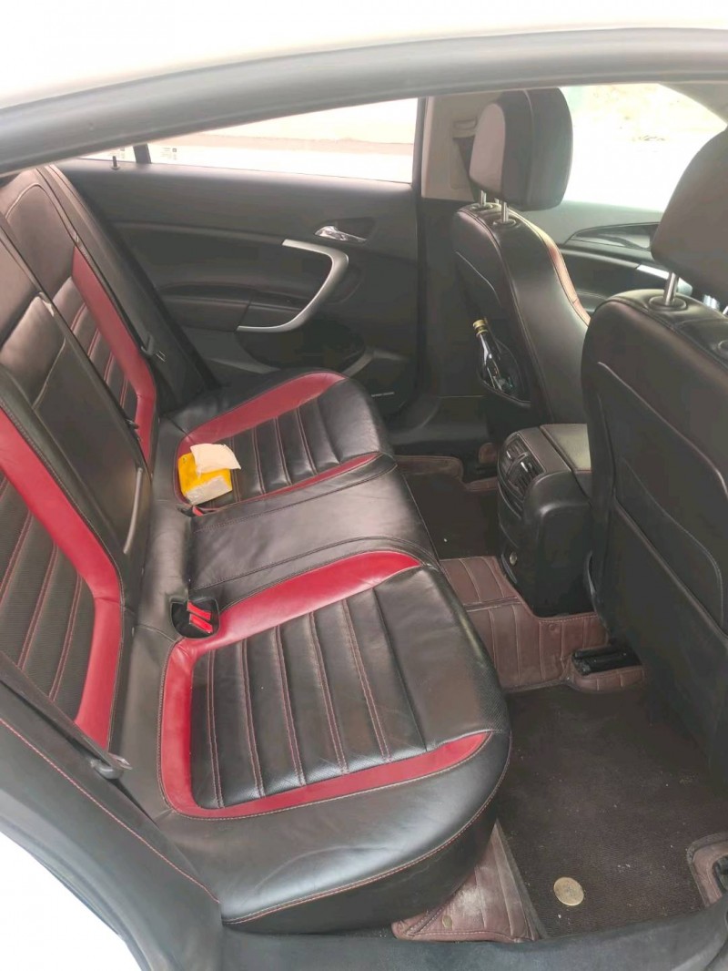 聊城11年别克君威5