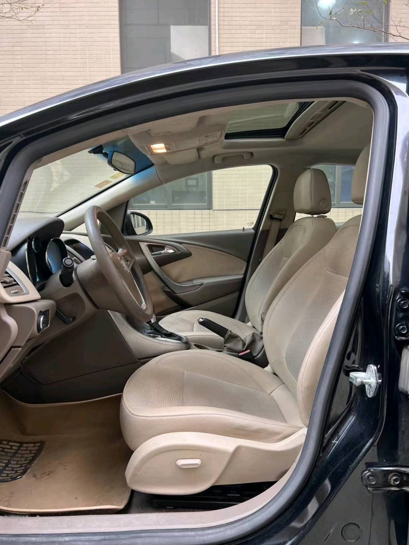 佛山13年别克英朗6