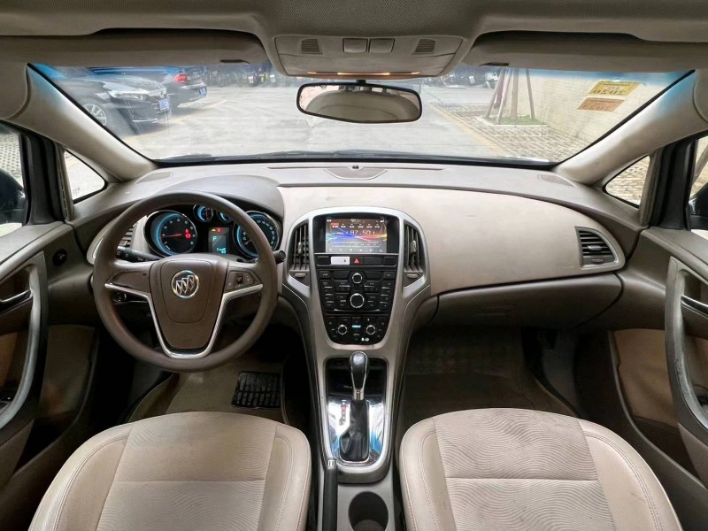 佛山13年别克英朗8