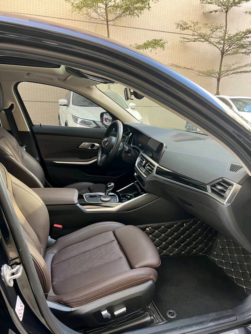 佛山21年宝马3系7