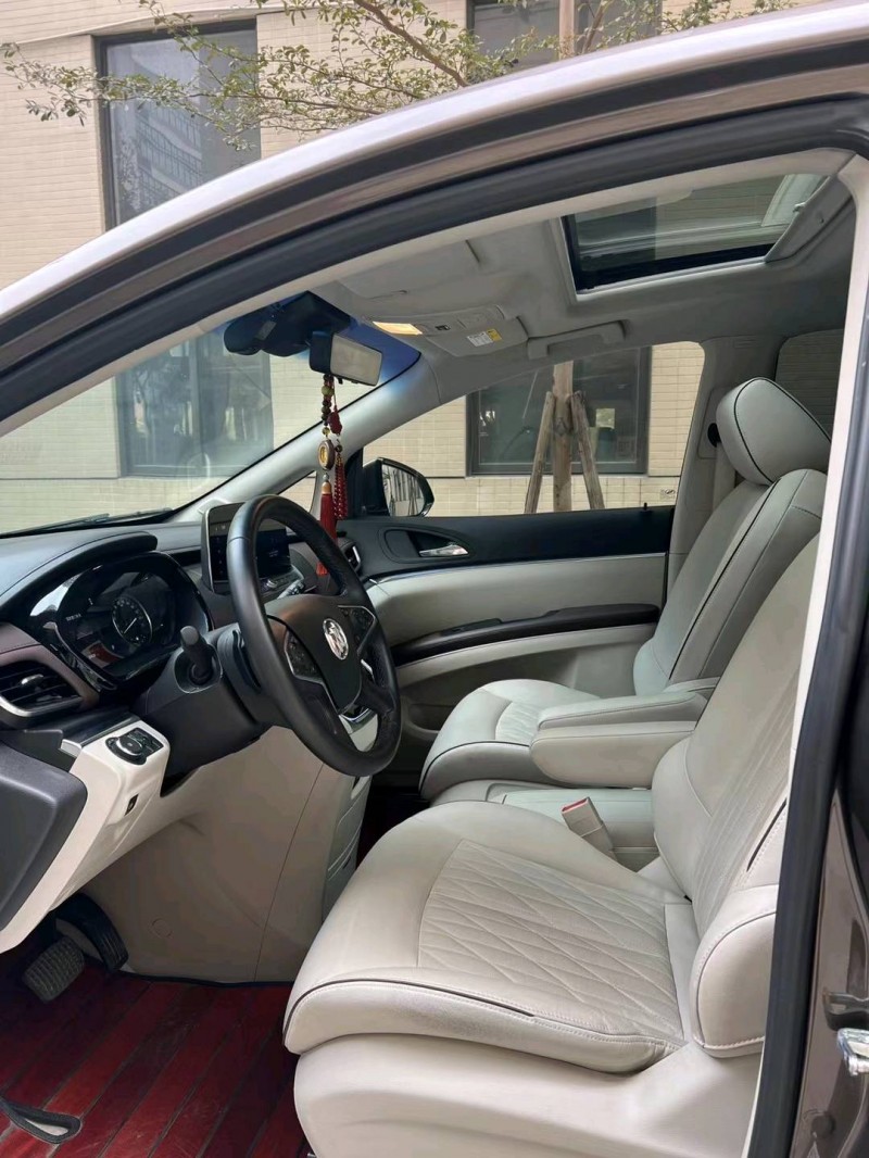 佛山21年别克GL86