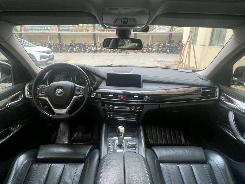 佛山17年宝马X68