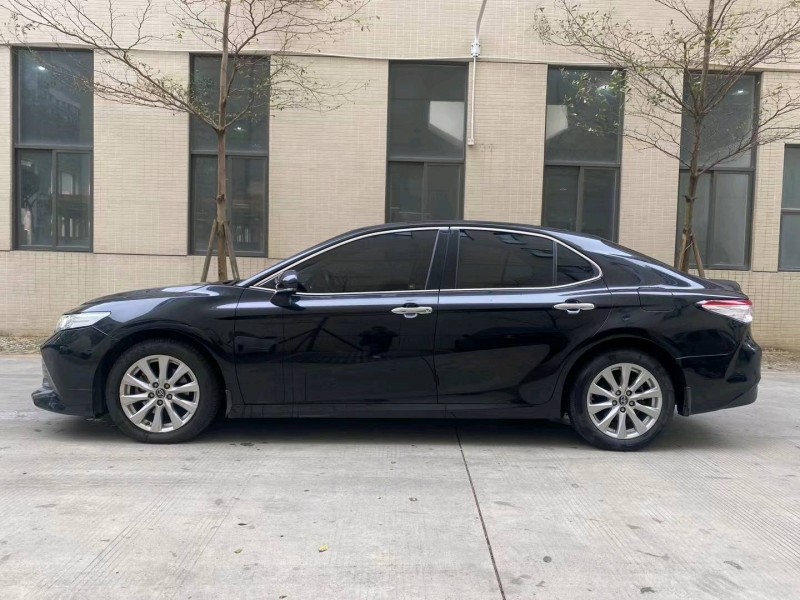 佛山18年丰田凯美瑞4