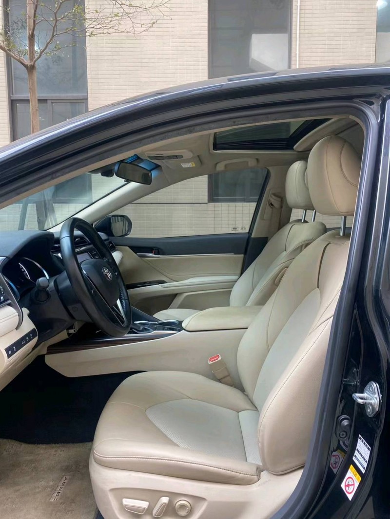 佛山18年丰田凯美瑞6