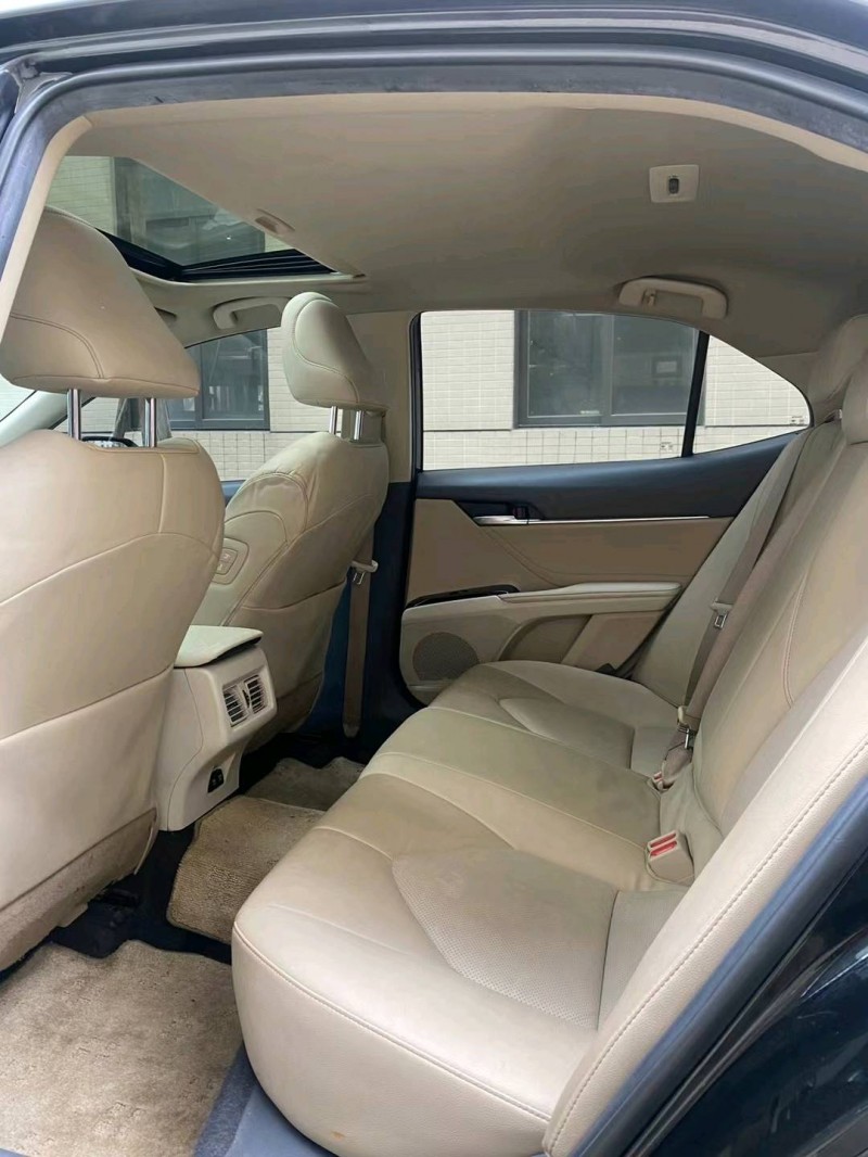 佛山18年丰田凯美瑞9