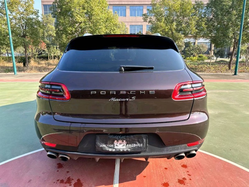 襄阳18年保时捷Macan9
