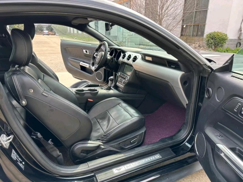 盐城17年福特野马5