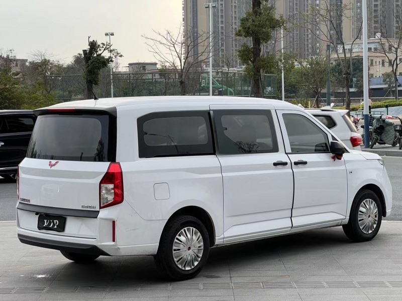 東莞22年五菱汽車征程6