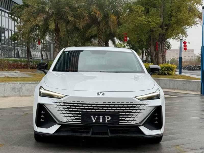 东莞23年长安汽车UNI-V1
