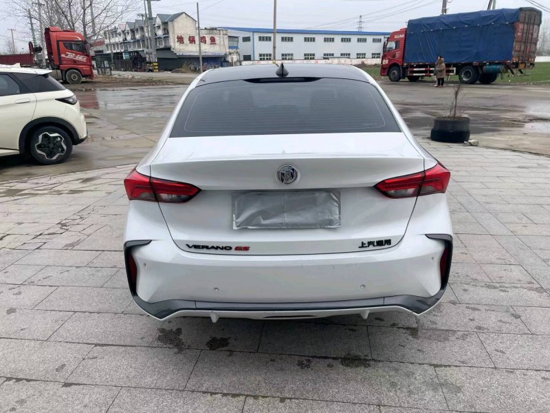 徐州22年别克威朗9