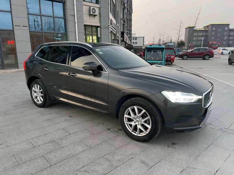 徐州19年沃尔沃XC605