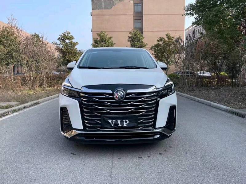 襄陽23年別克GL81