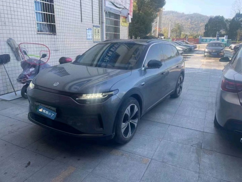 珠海22年零跑汽車C112