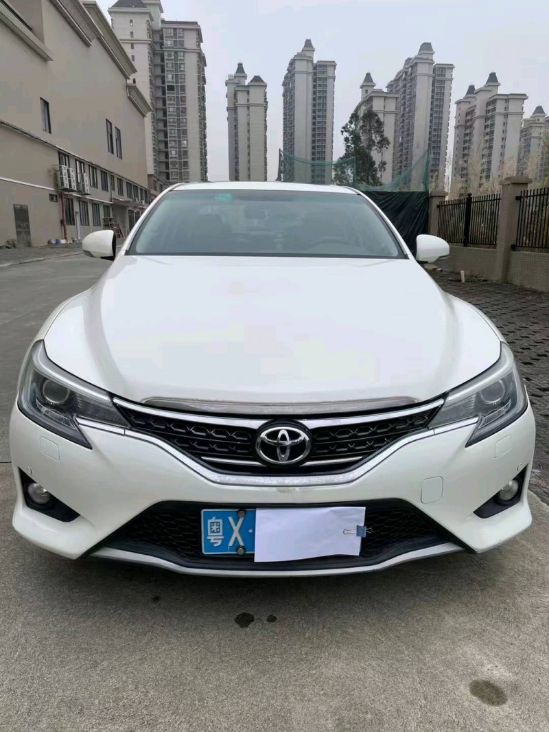 佛山16年丰田锐志1