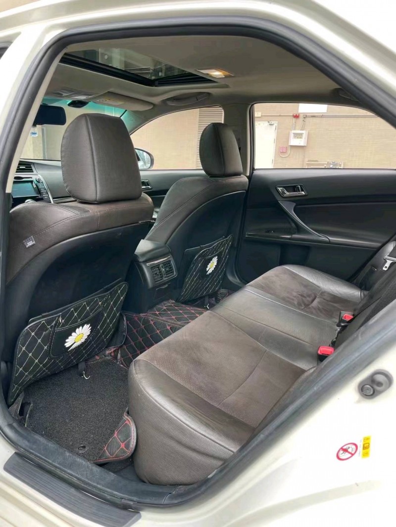 佛山16年丰田锐志5