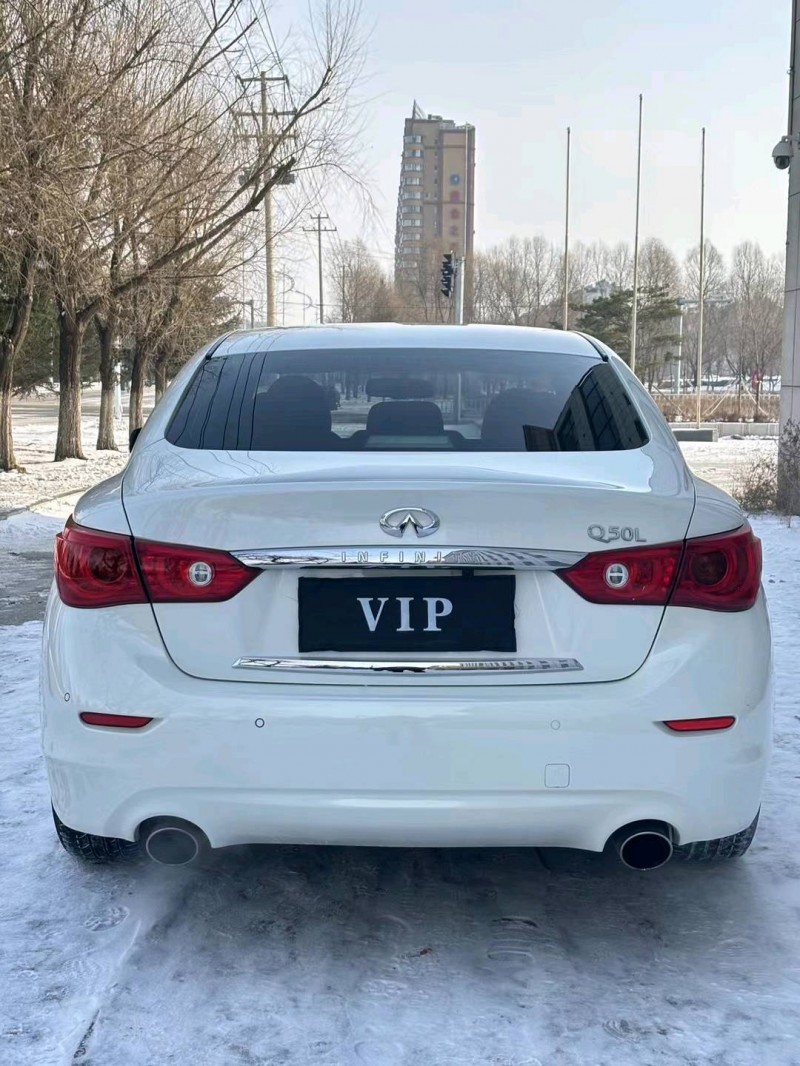 吉林17年英菲尼迪Q50L9