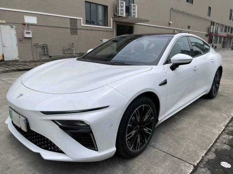 中山23年哪吒S2