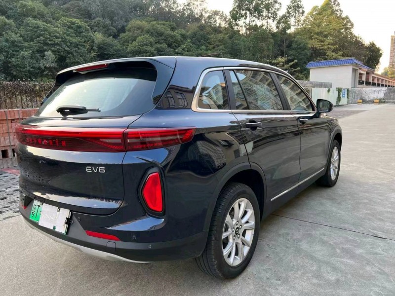 江門23年創維EV68