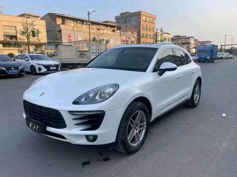 汕头15年保时捷Macan2