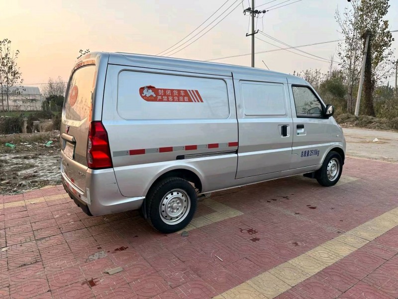 徐州22年五菱汽車新能源8