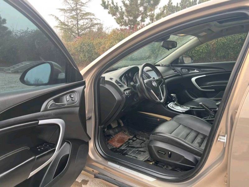 青岛14年别克君威7