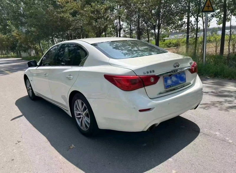 棗莊17年英菲尼迪Q509