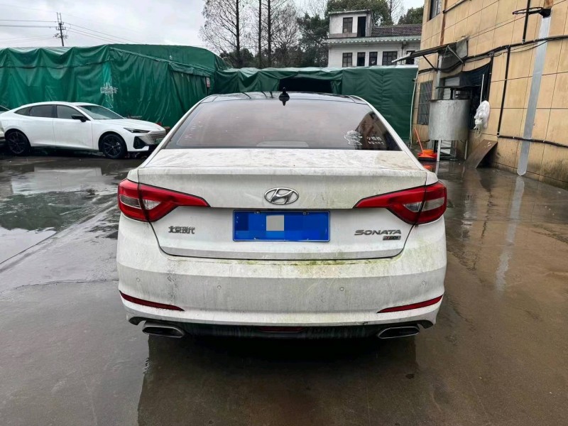 湖州15年現代索納塔九4