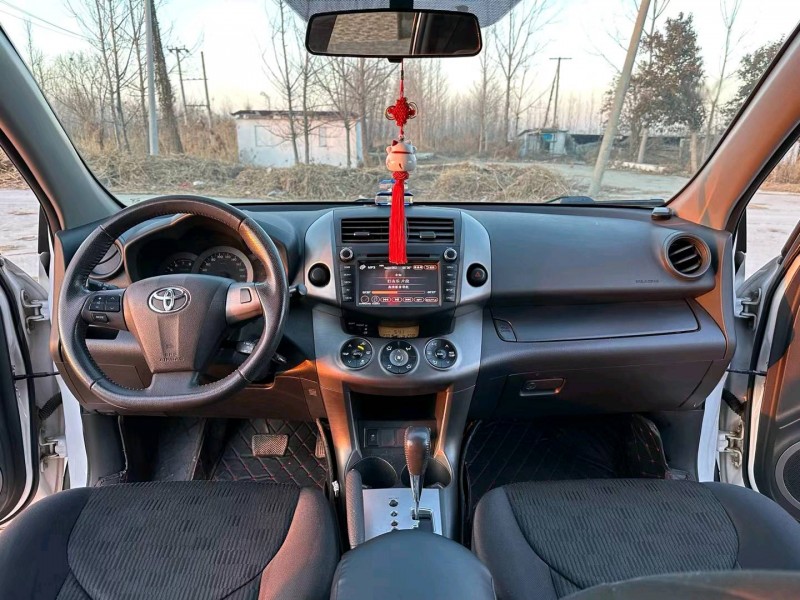 徐州13年丰田RAV4荣放5