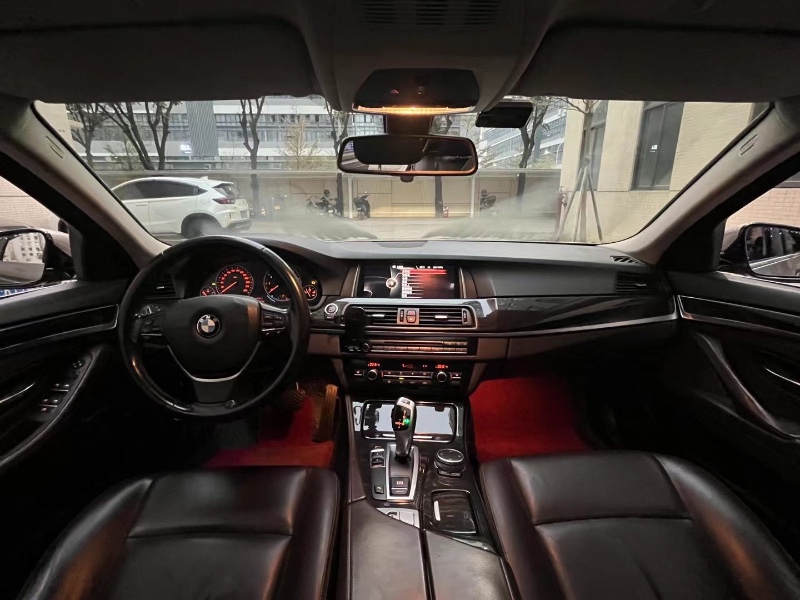 佛山15年宝马5系9