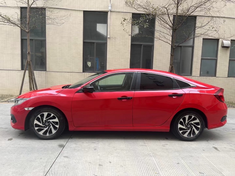 佛山18年本田思域4