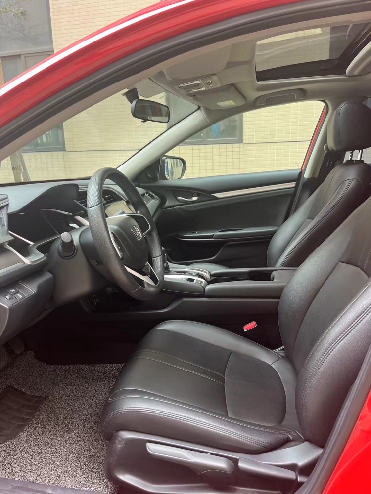 佛山18年本田思域6