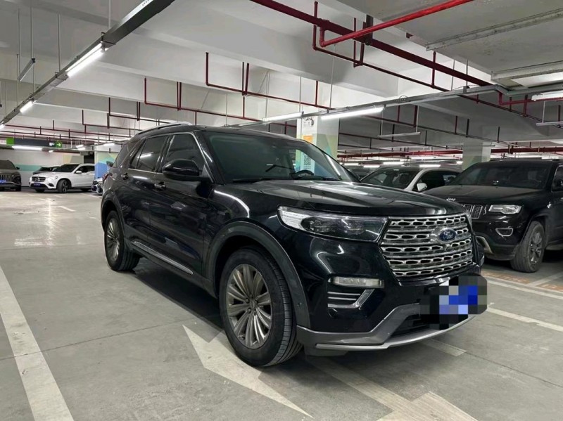 重庆21年福特探险者3