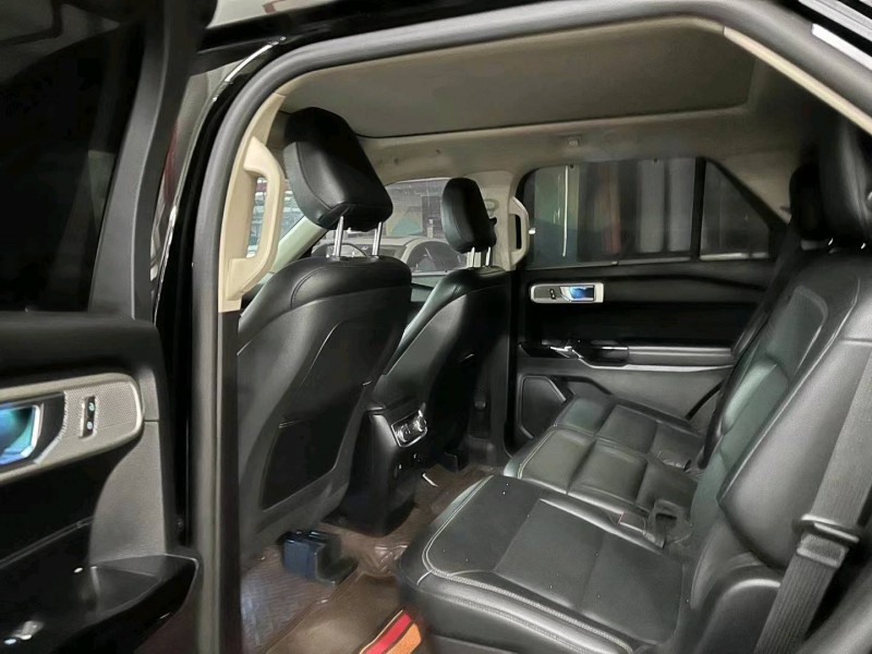 重庆21年福特探险者6