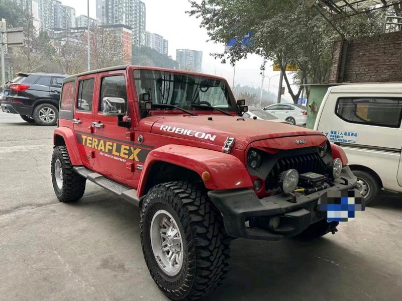 重庆17年Jeep牧马人8