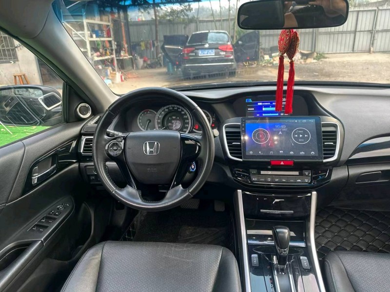 广州18年本田雅阁7