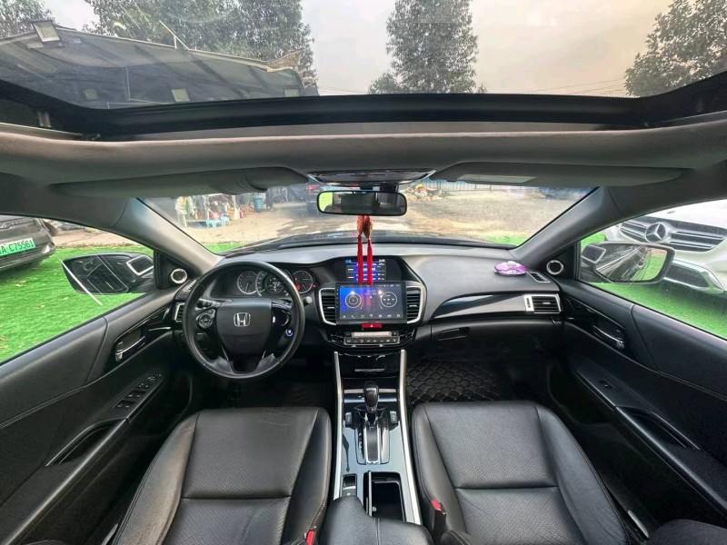 广州18年本田雅阁8