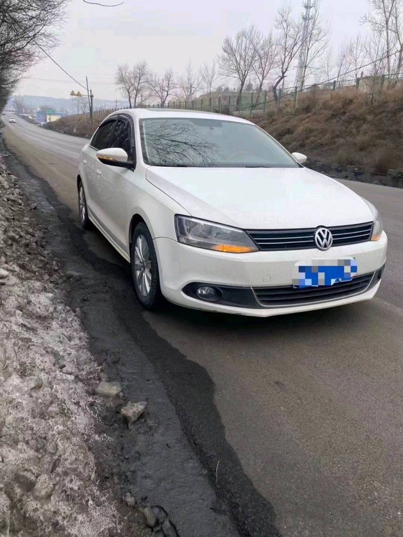 枣庄14年大众速腾2
