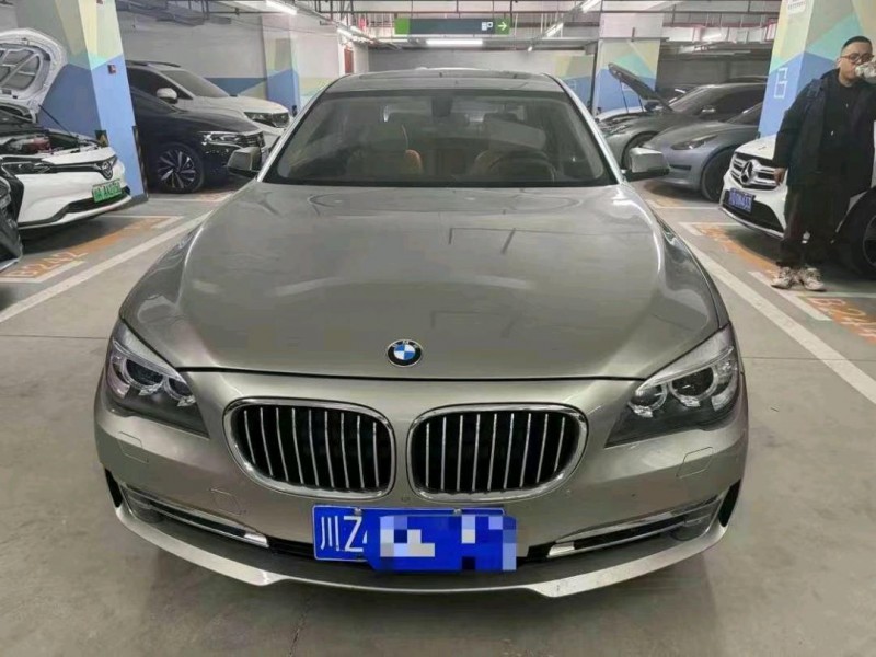 重庆14年宝马7系1