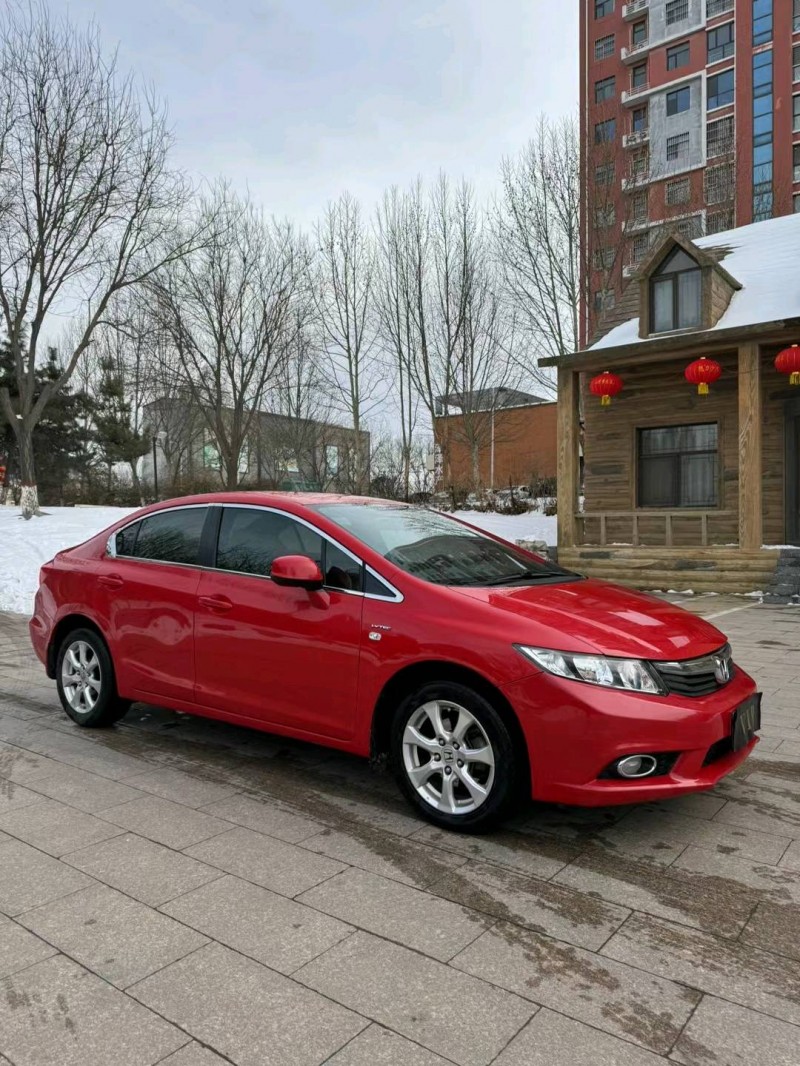 邢台13年本田思域3