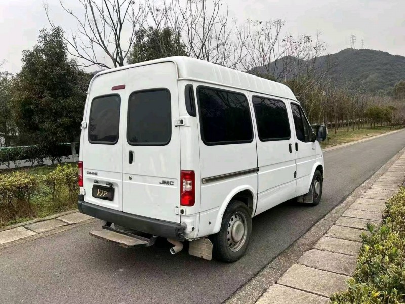 嘉興21年江鈴特順5