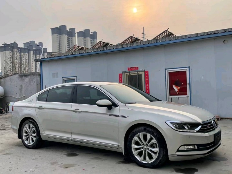济宁18年大众迈腾2