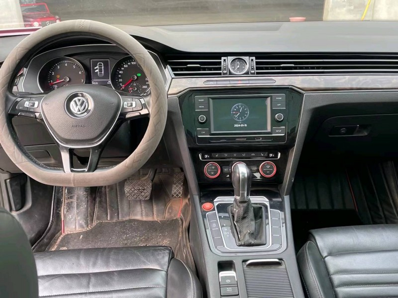 济宁18年大众迈腾4