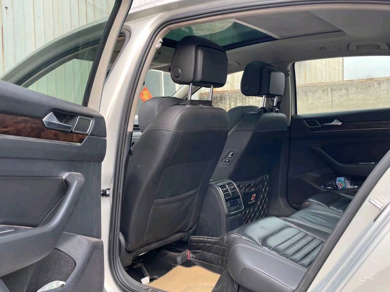 济宁18年大众迈腾5